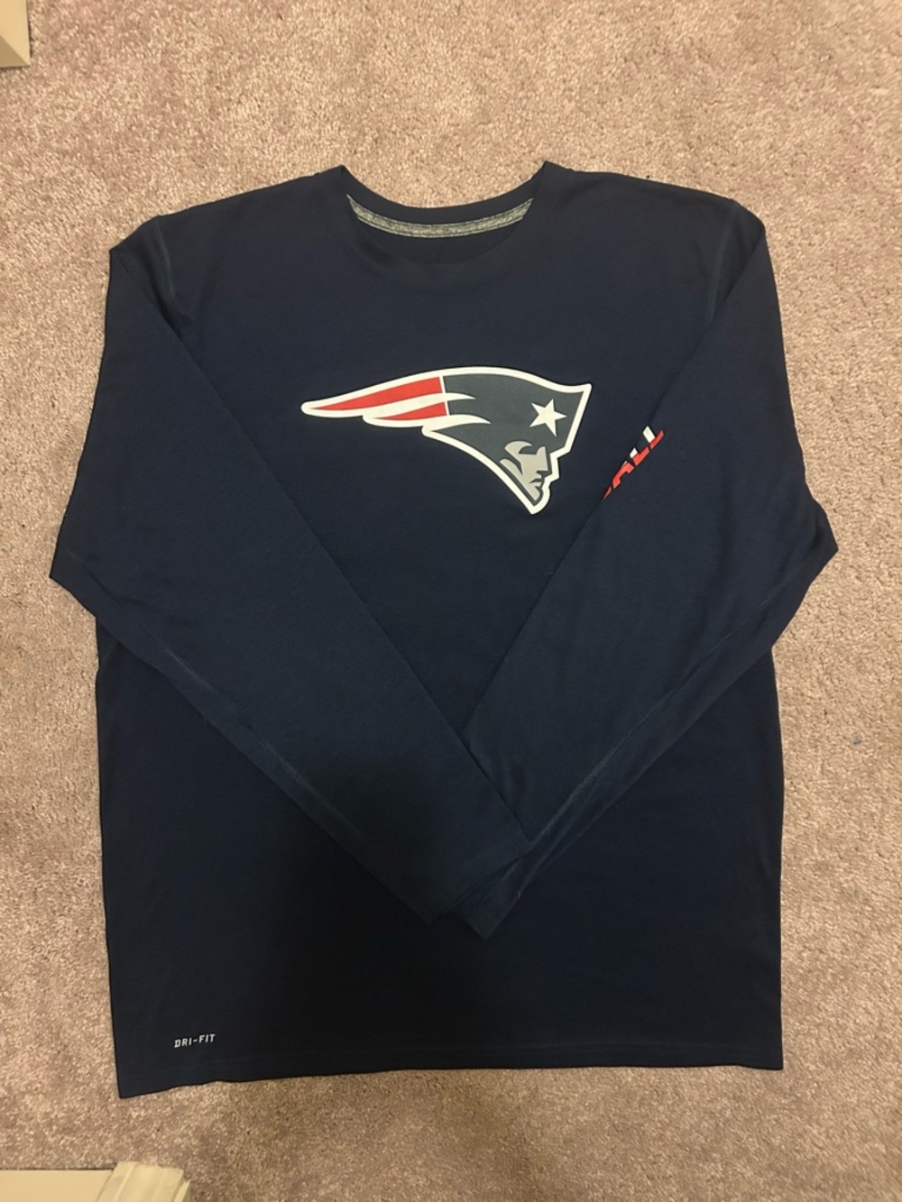 Men's Patriots Long-Sleeve Shirt - Picture 2 of 5